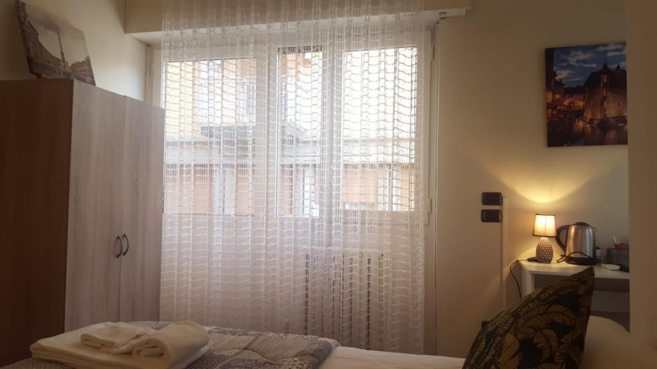 Dreaming Piazza Bra Rooms Verona Luaran gambar